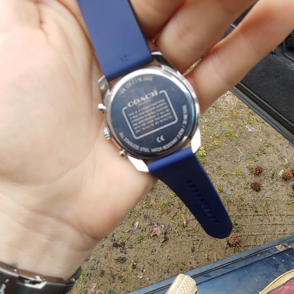 Coach Watch - Picture 2 of 2